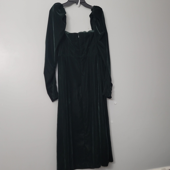 Antonio Melani MacKenzie Square Neck Long Sleeve Velvet A-Line Midi Dress - Picture 6 of 9